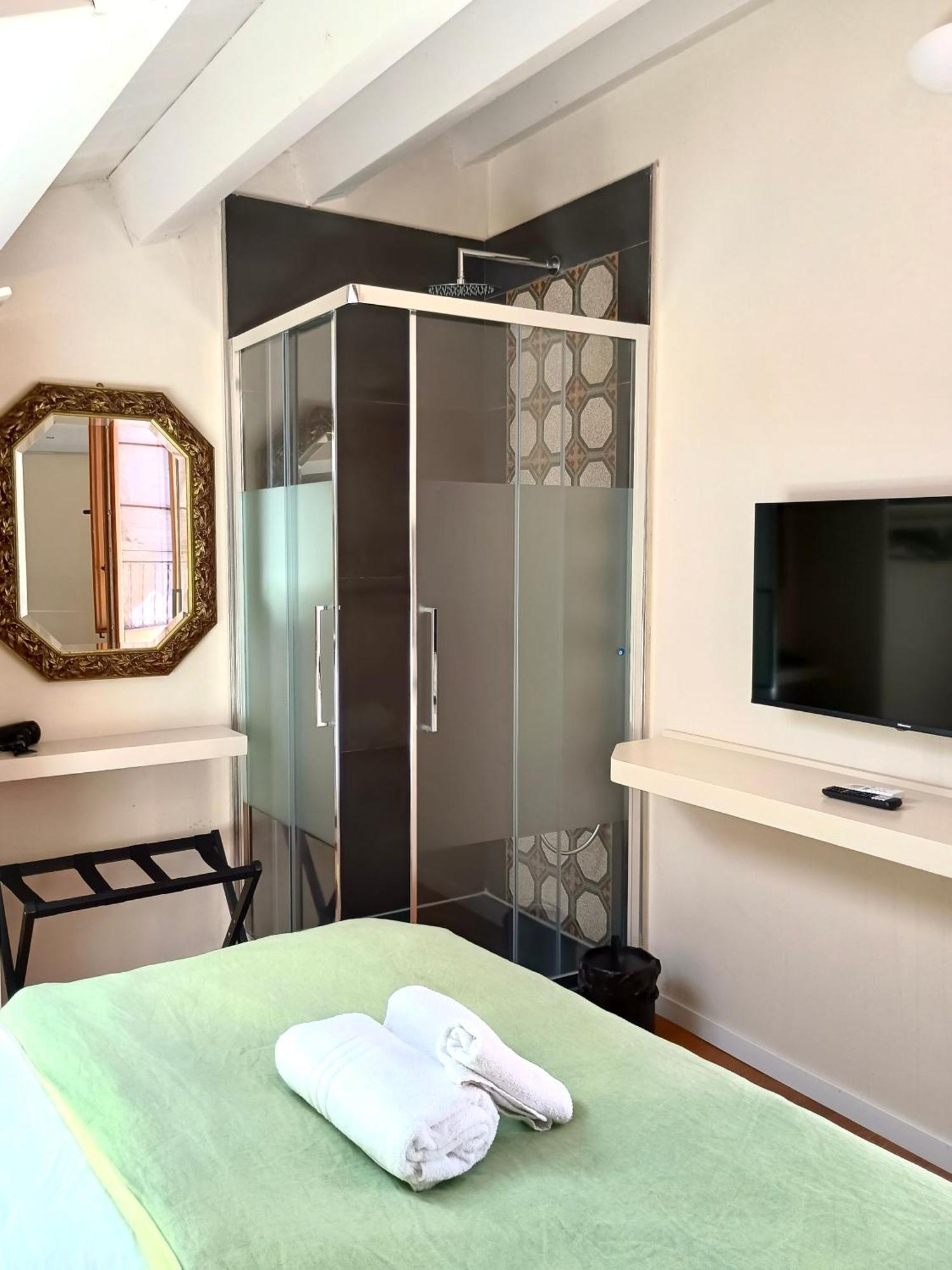 Sette Fate Suites & Spa Palermo Luaran gambar
